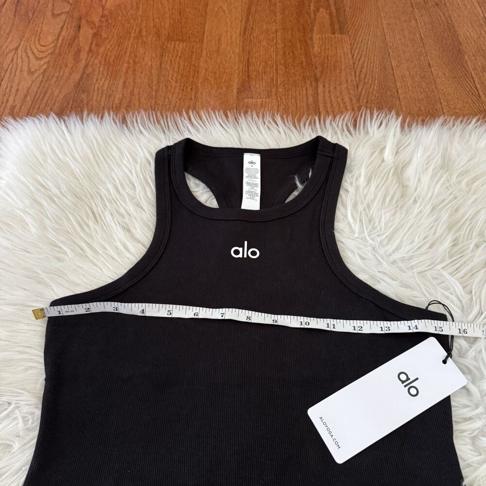 Alo Yoga Aspire Tank Women’s Medium Black White Ribbed Cropped Racerback NWT - Picture 8 of 10